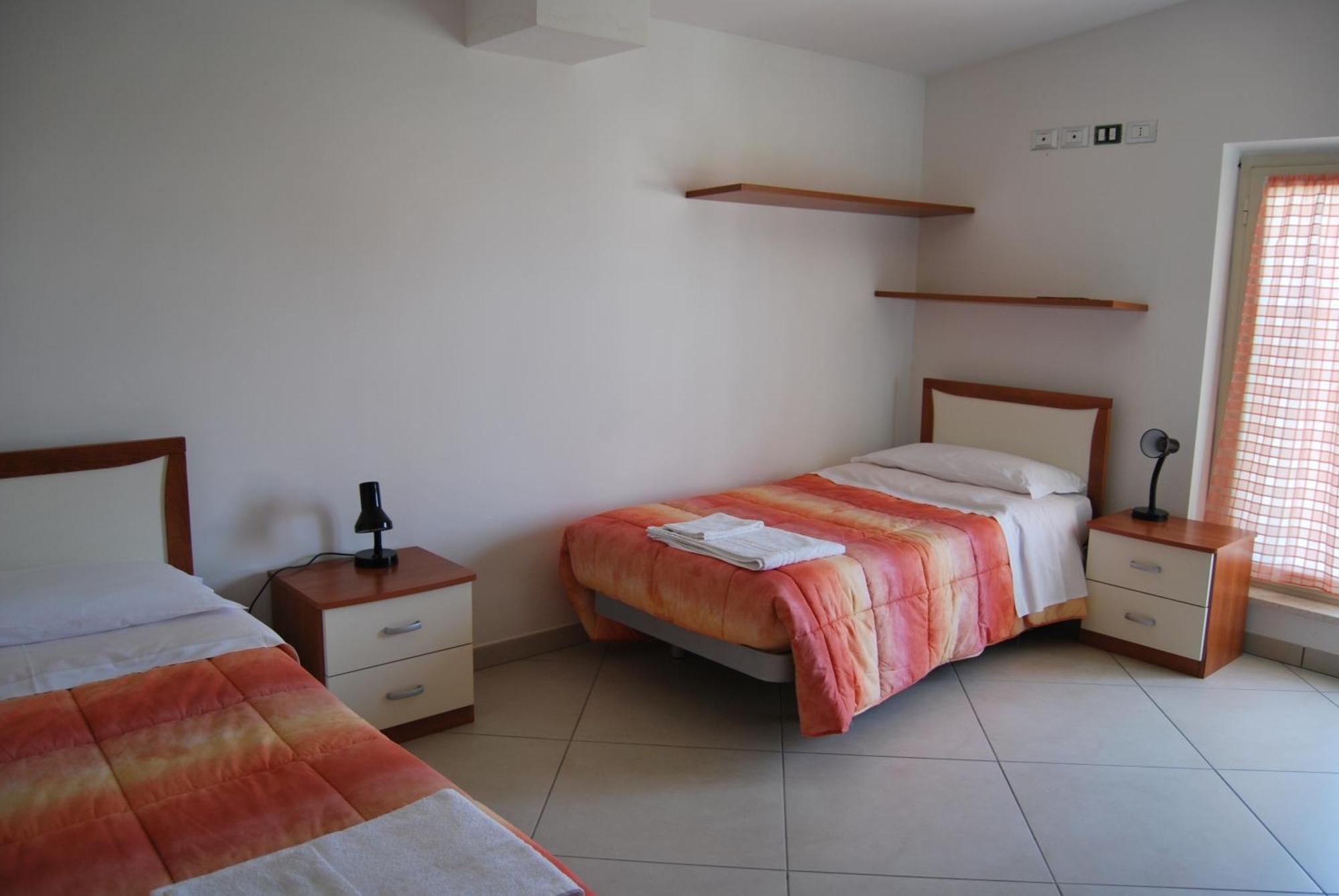 Eu Ropa Hotel Nereto Luaran gambar